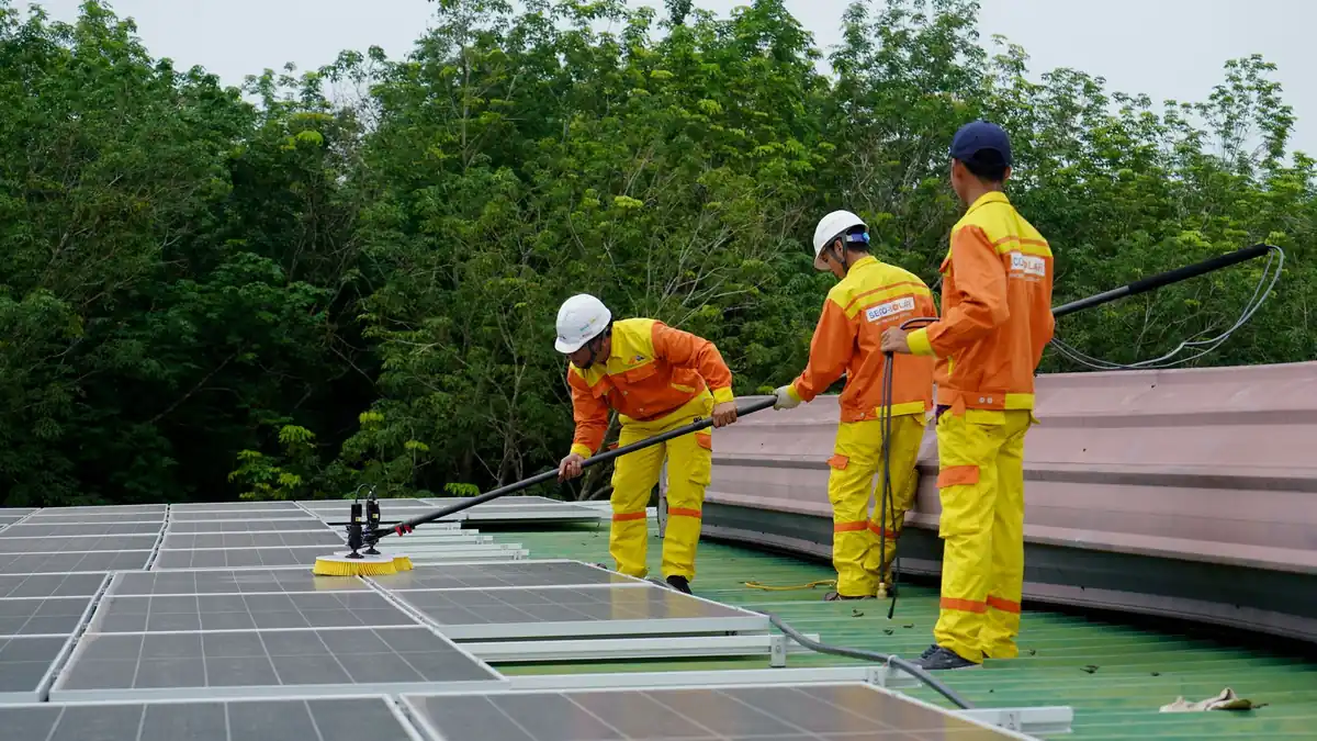 Limpeza técnica e lavagem profissional de painéis solares em Uberlândia MG